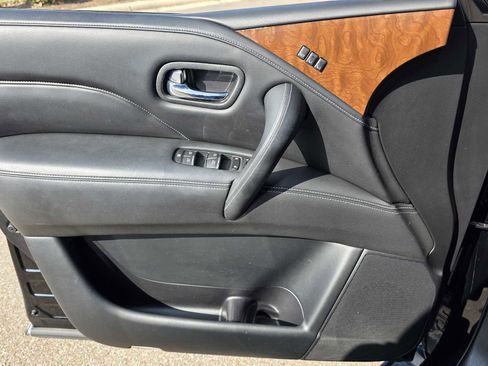 Used 2019 INFINITI QX80 Luxe w/ Proassist Package image 19