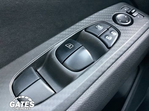 Used 2024 Nissan Altima 2.5 SV AWD/4WD image 20