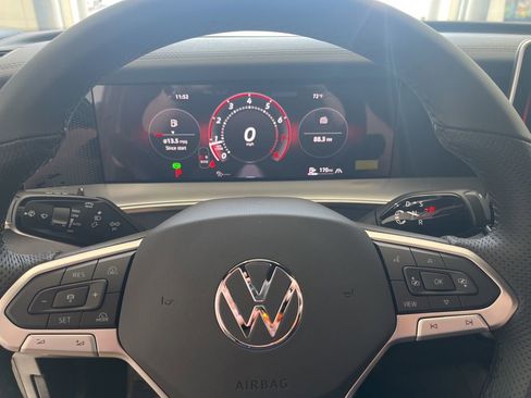 New 2026 Volkswagen Tiguan SE R-Line AWD/4WD image 16