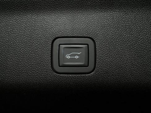 Used 2025 GMC Yukon Denali Ultimate image 19