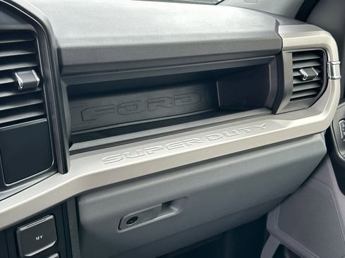Certified 2024 Ford F250 XL image 41
