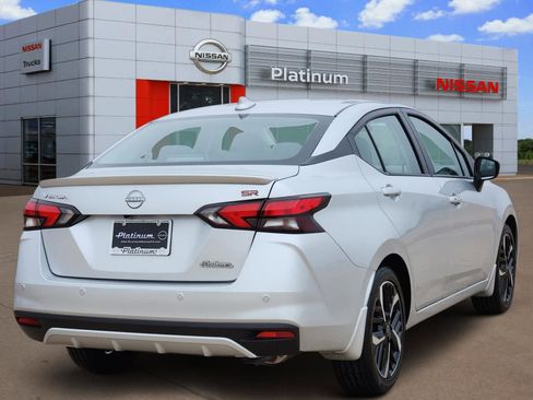 New 2025 Nissan Versa SR image 4