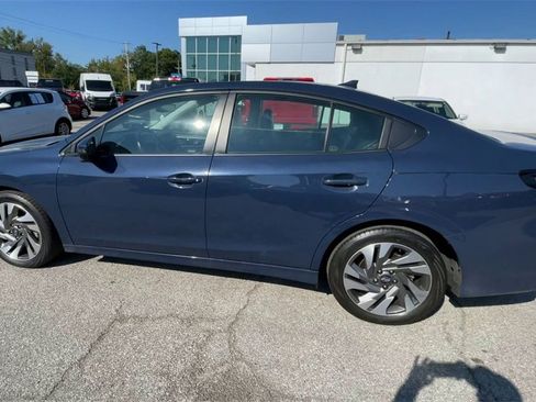 Used 2024 Subaru Legacy Limited image 7