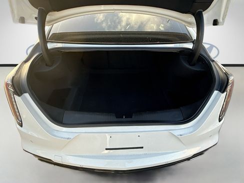 Used 2022 Cadillac CT4 V w/ LPO, ONYX Package image 25