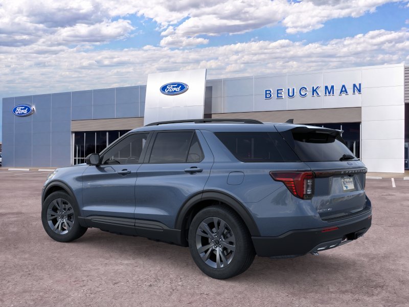 Used 2026 Ford Explorer Active w/ Active Comfort Package AWD/4WD image 6