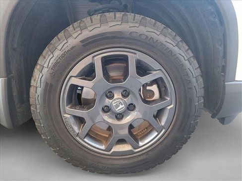 Used 2024 Honda Pilot TrailSport image 23