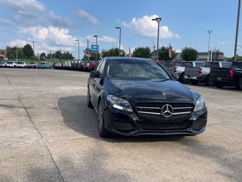 Used 2018 Mercedes-Benz C 300 4MATIC Sedan image 3
