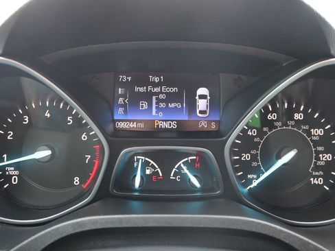 Used 2017 Ford Escape SE w/ Equipment Group 201A image 33