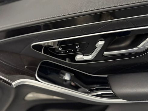 Used 2023 Mercedes-Benz S 580 4MATIC Sedan w/ AMG Line image 20