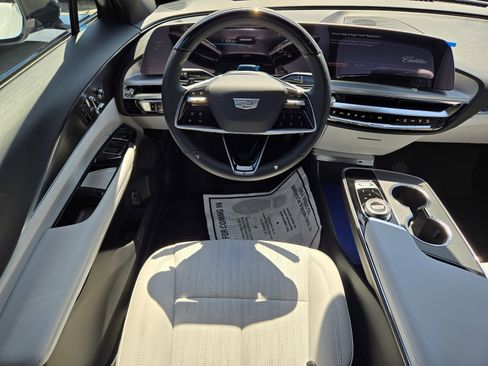 New 2026 Cadillac Lyriq Sport AWD/4WD image 7