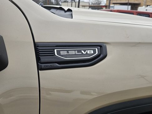 Used 2022 GMC Sierra 1500 Elevation w/ X31 Off-Road Package image 7