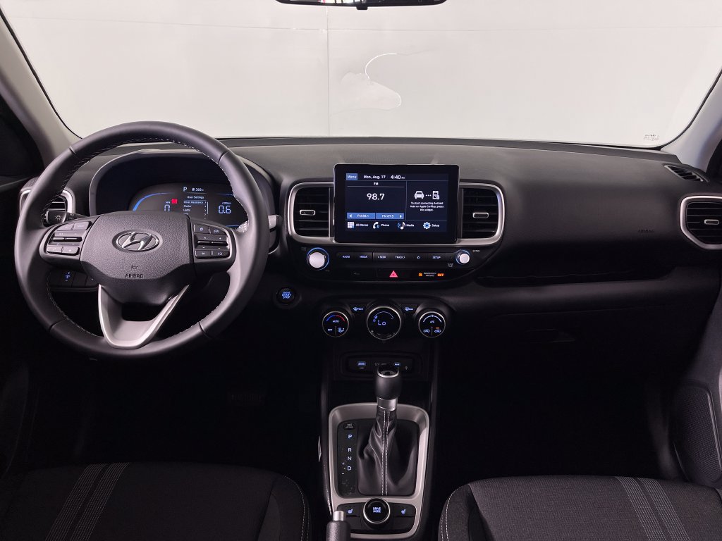 New 2026 Hyundai Venue SEL FWD image 14