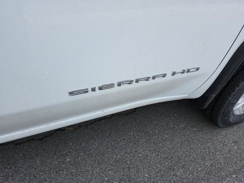 New 2026 GMC Sierra 2500 Pro image 5