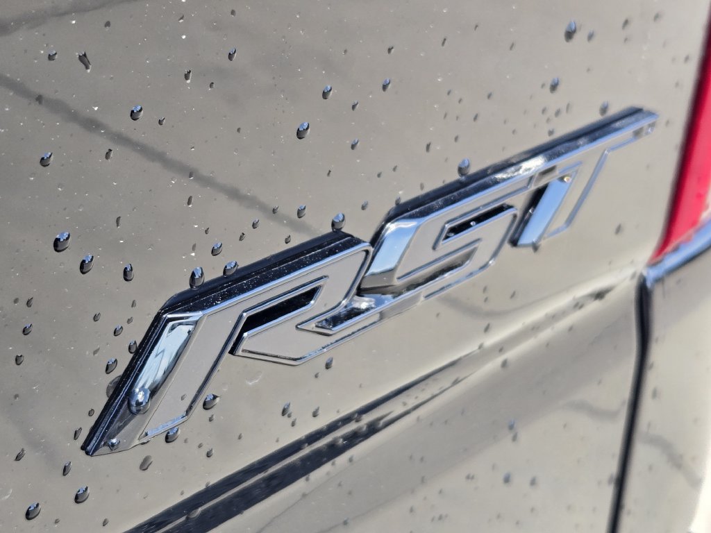 New 2026 Chevrolet Silverado 1500 RST w/ RST All Star Premium Package AWD/4WD image 9