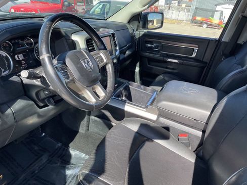 Used 2014 RAM 1500 Laramie w/ Convenience Group image 11