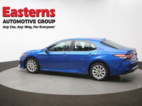 Used 2019 Toyota Camry LE FWD image 60