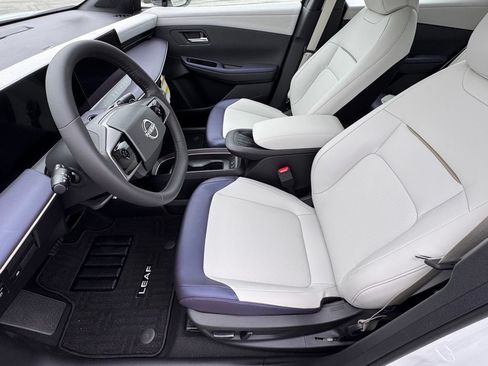 New 2026 Nissan Leaf SV+ w/ Illuminated Package FWD image 9