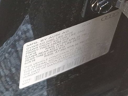 New 2026 Audi Q3 quattro 2.0T AWD/4WD image 10
