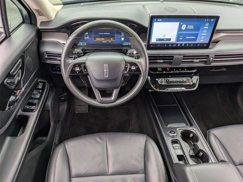 Used 2024 Lincoln Corsair Reserve w/ Equipment Group 201A image 24