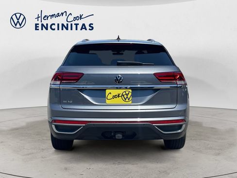Certified 2023 Volkswagen Atlas Cross Sport SE w/ Panoramic Sunroof Package FWD image 4