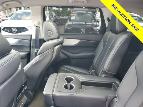 Certified 2023 Acura MDX FWD w/ Technology Package image 12