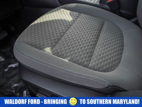 Used 2021 Ford Escape SE w/ SE Sport Appearance Package image 34