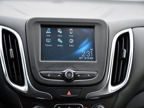 Used 2018 Chevrolet Equinox LT image 25