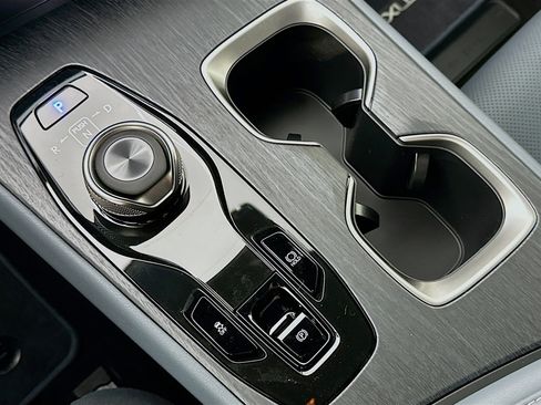 New 2026 Lexus RZ 450e AWD image 17