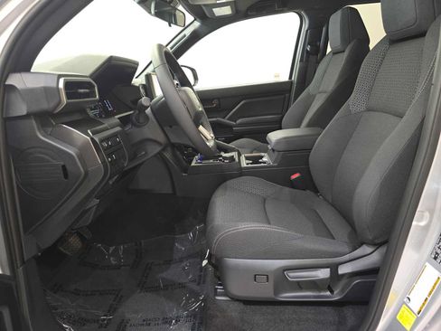 Certified 2026 Toyota 4Runner SR5 AWD/4WD image 20