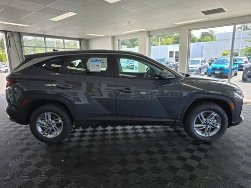 New 2026 Hyundai Tucson SE AWD/4WD image 2