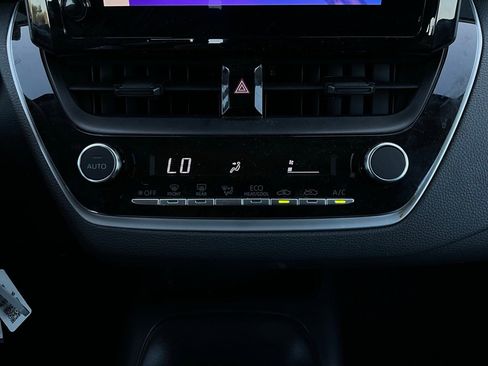 Used 2024 Toyota Corolla LE image 22