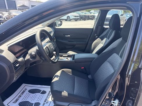 Used 2026 Nissan Sentra SV w/ Floor Mat Package FWD image 9