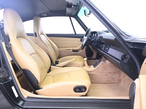 Used 1995 Porsche 911 Carrera RWD image 19