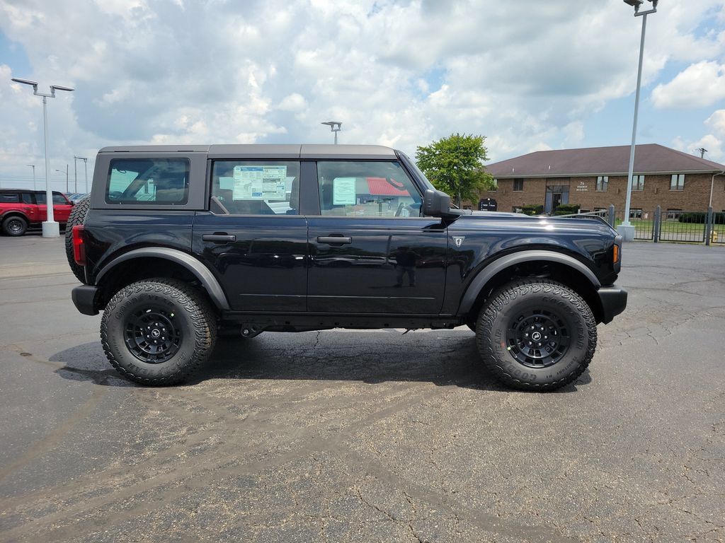 New 2026 Ford Bronco 4-Door w/ Sasquatch Package AWD/4WD image 3