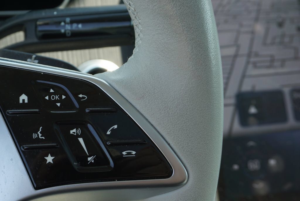 Certified 2023 Mercedes-Benz EQE 500 4MATIC SUV image 28