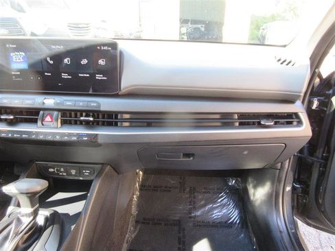 Used 2025 Kia K4 FWD image 26