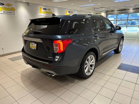 Used 2023 Ford Explorer Platinum w/ Technology Package AWD/4WD image 30
