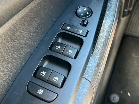 Used 2024 Kia Sportage LX FWD image 18