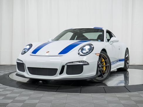Used 2016 Porsche 911 R RWD image 42