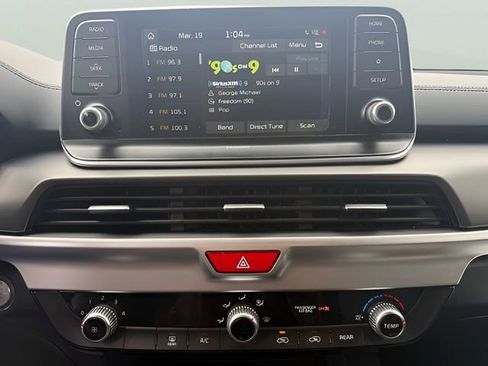 Used 2020 Kia Telluride LX image 20