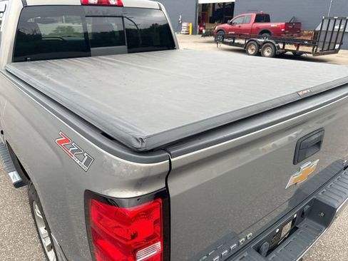Used 2017 Chevrolet Silverado 1500 LT w/ All Star Edition AWD/4WD image 35