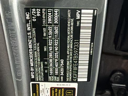 New 2026 Mercedes-Benz GLS 580 4MATIC image 19