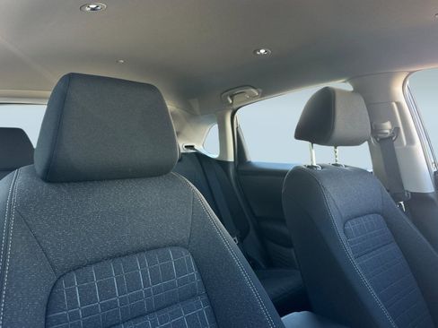 Certified 2025 Honda HR-V LX image 24