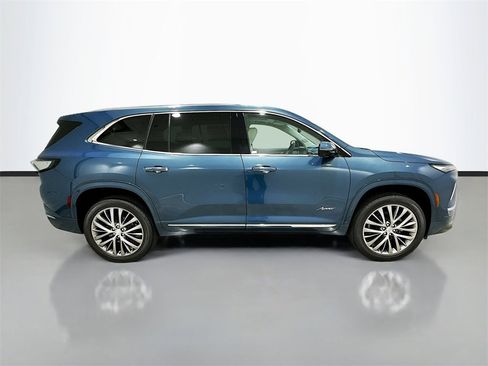 New 2026 Buick Enclave Avenir image 8