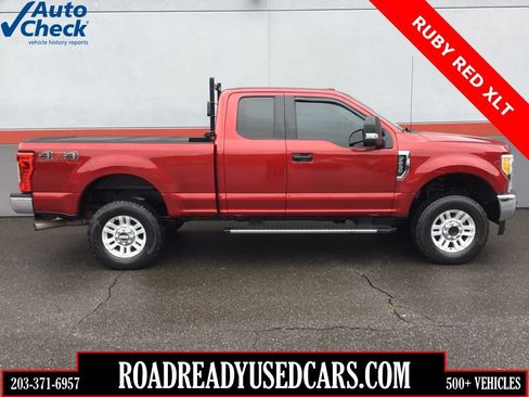Used 2017 Ford F250 XLT w/ XLT Value Package AWD/4WD image 1