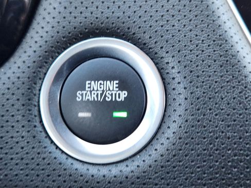 Certified 2025 Cadillac XT5 Premium Luxury image 21