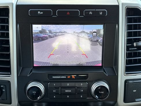 Used 2020 Ford F150 Lariat w/ Equipment Group 502A Luxury RWD image 25