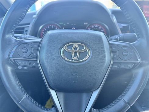 Used 2021 Toyota Camry XSE image 13