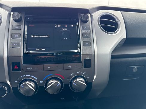 Used 2018 Toyota Tundra SR5 w/ TRD Off Road Package image 23