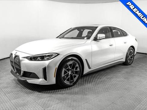Used 2023 BMW i4 eDrive35 w/ Premium Package RWD image 2
